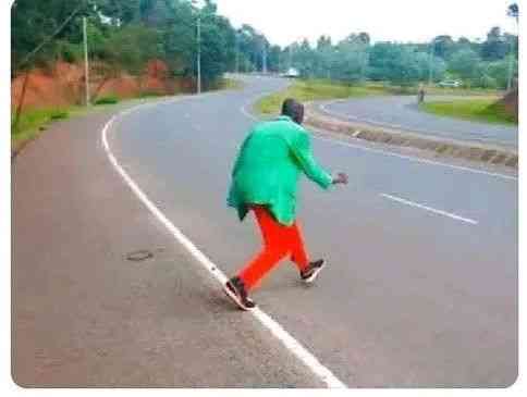 Mbappe sneaking to Ghana to charge his phone after 2 weeks of power blackout in Lagos | MirrorLog